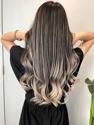 ロング カラー 🎀韓国スリムタッキ 羽エクステ🎀kiiのヘアスタイル