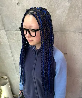 ロング ヘアアレンジ HARURU🪮✨ ブレイズ海外ヘアのヘアスタイル