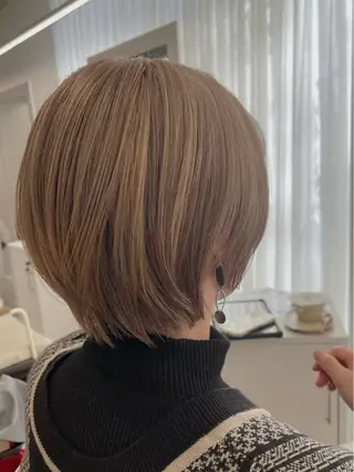 ショート カラー 柴田泰秀sotti. 髪質改善/ブリーチのヘアスタイル