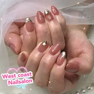 ネイル リボン、ガーリー パーツ放題専門店のネイルデザイン