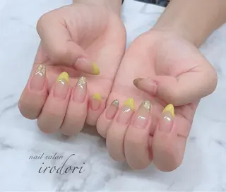 ネイル ﾌｨﾙｲﾝ専門ﾈｲﾙｻﾛﾝ彩 博多駅前店所属・ネイルサロン 彩 irodoriのネイルデザイン