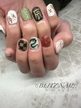 ネイル BLITZ Nail 岩田💅🏻✨のネイルデザイン