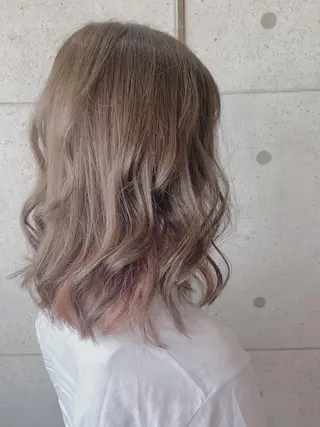 ミディアム カラー 福森 みずきのヘアスタイル
