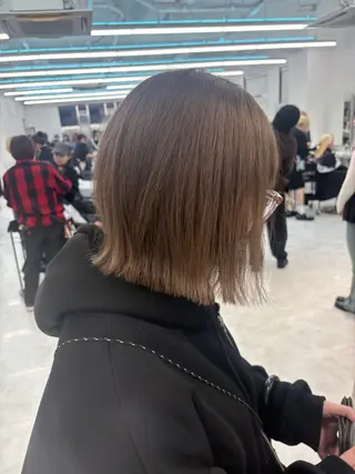 カラー ハイトーン/透明感 艶カラー/SAKIのヘアスタイル