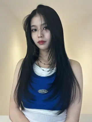 ロング カラー momo /ニュアンスレイヤーのヘアスタイル