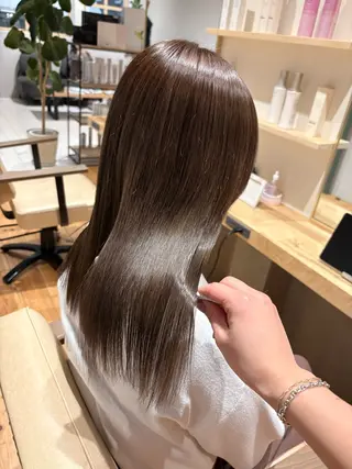 ミディアム セルバ所属・プルシールエクステ/ ハイトーン/ブリーチのヘアスタイル