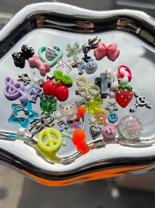 ネイル 🪐富島彩夏 /海外nail🪐のネイルデザイン