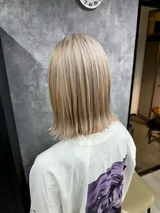 ミディアム カラー 【.ico】心斎橋 飛田ゆうきのヘアスタイル