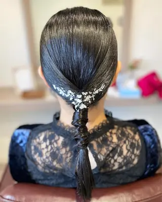 ミディアム ヘアアレンジ 荒木 ひろかのヘアスタイル