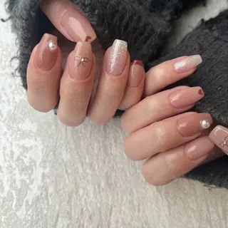 ネイル 小川 奈々花のネイルデザイン