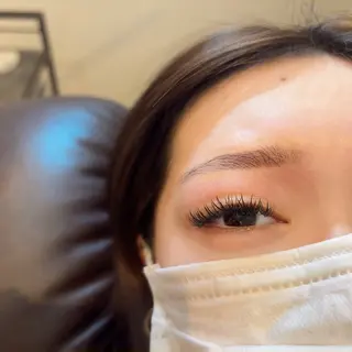 マツエク・マツパ 山田 桃樺の眉毛・アイブロウイメージ