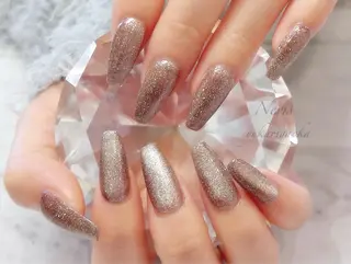 ネイル Nevisユーカリヶ丘所属・Nevis yagiのネイルデザイン