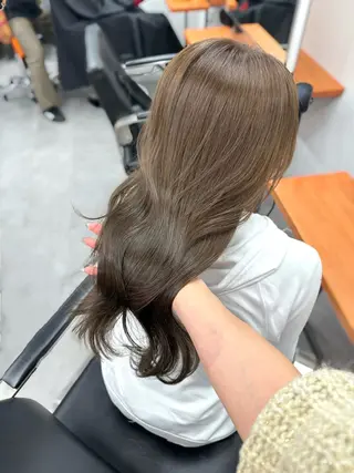 ロング カラー ミルクティーベージュ ❤︎レイヤー　MIAのヘアスタイル