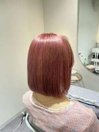 ミディアム 廣岡 采音のヘアスタイル