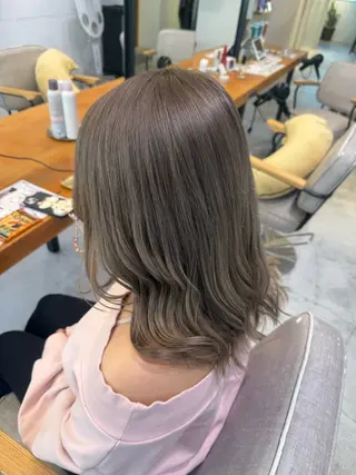 セミロング 宮永 瑞樹のヘアスタイル