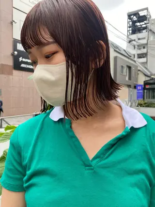 ショート カラー センターパート/ 暖色カラーayuのヘアスタイル