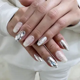 ネイル Elegancia. Hiromiのネイルデザイン