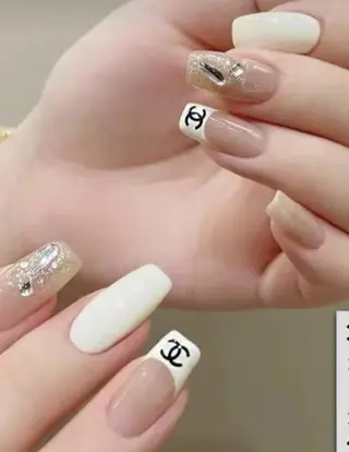 ロング ネイル ゆ めのネイルデザイン