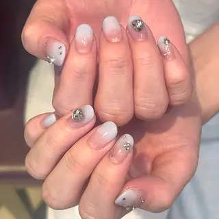 ネイル misaki🎀 coffret.のネイルデザイン