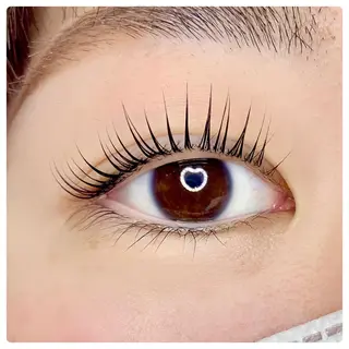 マツエク・マツパ シェアサロン FREYA札幌駅北口のマツエク・マツパデザイン