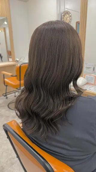 セミロング 🥞夏穂【かほ】🥞 /似合わせ/ヘアケアのヘアスタイル