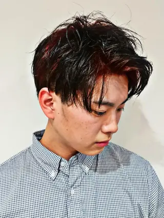 カラー ブリーチ/ヘアケア/ 艶髪/イギチハルのヘアスタイル