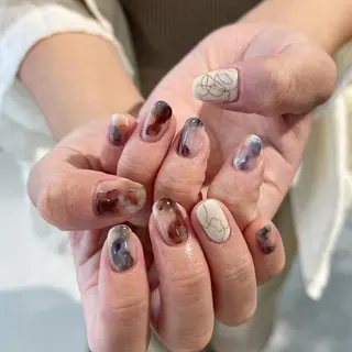 ネイル LETTER_& SAKIのネイルデザイン