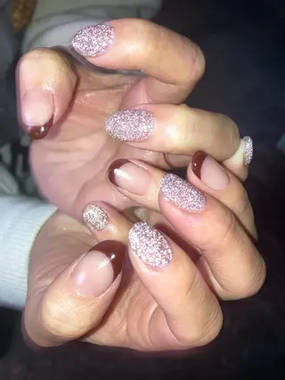 ネイル nailsalon　hue所属・小山 羽奈のネイルデザイン