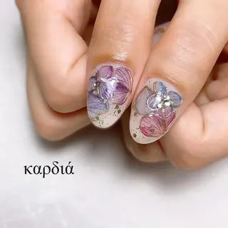 ネイル καρδιά -ｶﾙﾃﾞｨｱ-のネイルデザイン