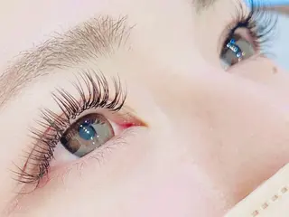 マツエク・マツパ moon eye所属・アイラッシュサロン moon eyeのマツエク・マツパデザイン