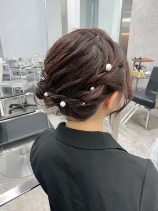 セミロング ヘアアレンジ Eir chayamachi所属・Eir SEIKAのヘアスタイル
