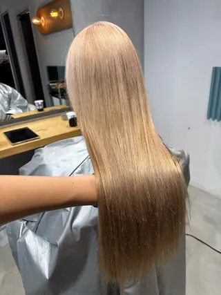 ロング カラー 💖ハイライト/ハイ トーン💖MIKIのヘアスタイル