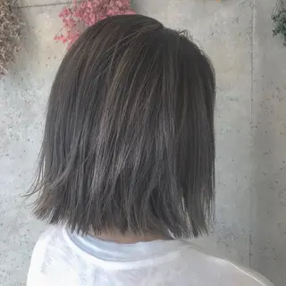 ミディアム カラー にった みずきのヘアスタイル