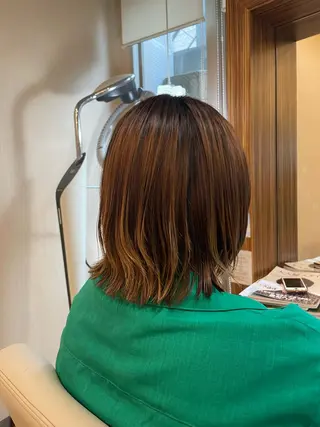 ミディアム 本多 美羽のヘアスタイル