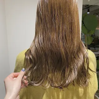 セミロング カラー 関口 桃花🌷 暖色カラーのヘアスタイル