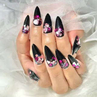 ネイル MIGHTY COLORのネイルデザイン