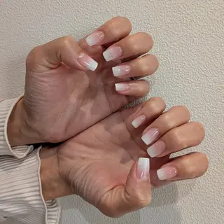 ネイル 6RokuHair（ロクヘアー)所属・門川 茉奈美のネイルデザイン