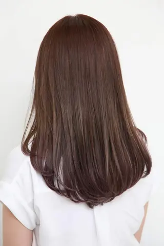 セミロング 髪質改善/縮毛矯正 /ブリーチ矯正/岡部のヘアスタイル