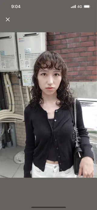 ミディアム 室屋 鈴音のヘアスタイル