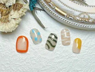 ネイル ネイルリボン 受付スタッフのネイルデザイン