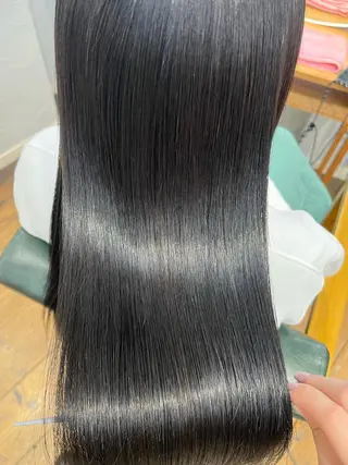 ロング パーマ ツチダ カホのヘアスタイル