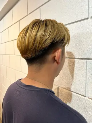 ショート メンズ 相澤 拳のヘアスタイル