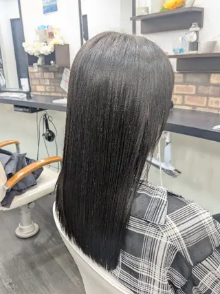 セミロング カラー Yua🔅/ Clesc'のヘアスタイル