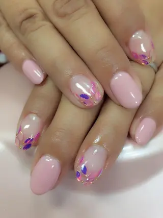 ミディアム ネイル Shan Nailのネイルデザイン