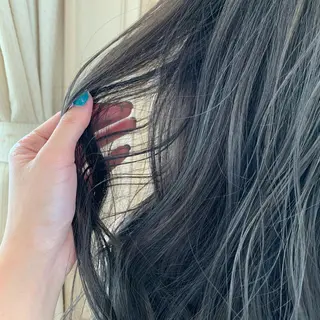 カラー サソウ ユリエ🥥のヘアスタイル