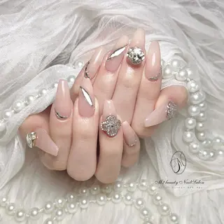 ネイル M2beauty Renaのネイルデザイン