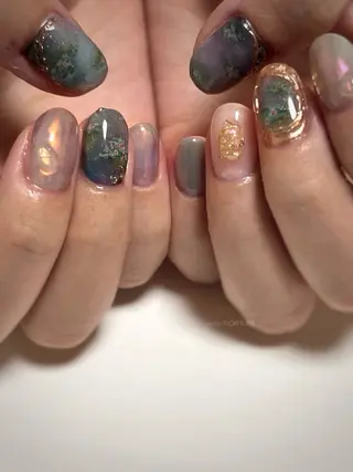 ネイル FIORITURA Maikoのネイルデザイン