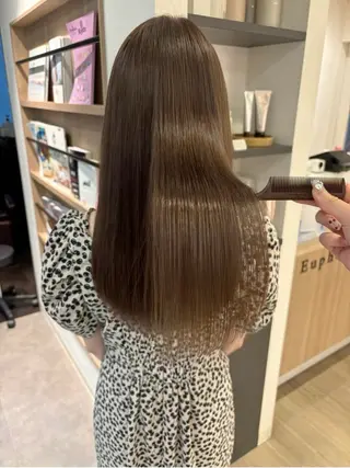 セミロング モテ髪‎🫧赤み消し カラー表参道きょうこのヘアスタイル