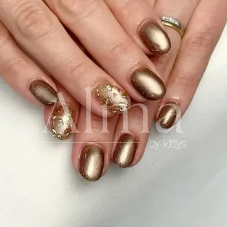 ネイル Alma by kittys 谷保店所属・Alma chitoseのネイルデザイン