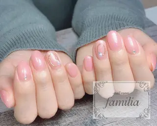 ネイル -nailroom- familiaのネイルデザイン